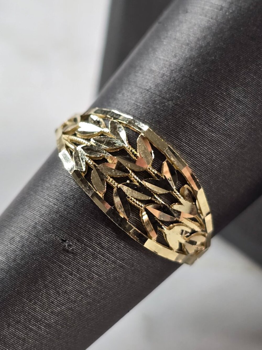 Womens 10K Yellow Gold Modernist Filigree Ring 1.3g E1961